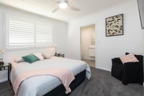 Villa 1 33 Wharf Street - linen not included